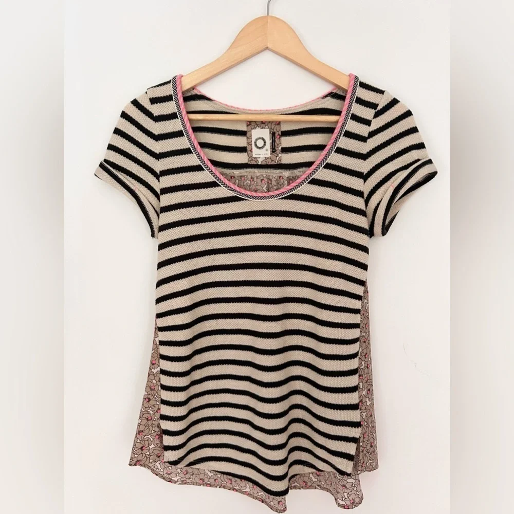 Anthropologie Akemi + Kin Striped Floral Top
X Small - Picture 5 of 7